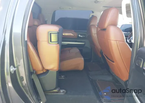 2015 Toyota Tundra 1794 5.7L V8 из США, поврежденный, VIN 5TFAW5F13FX443047